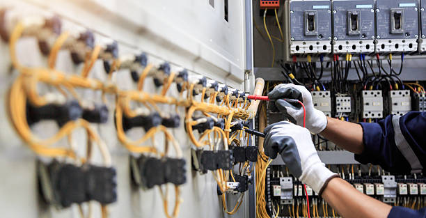 Professional Electrician technician working in St. Hedwig, TX